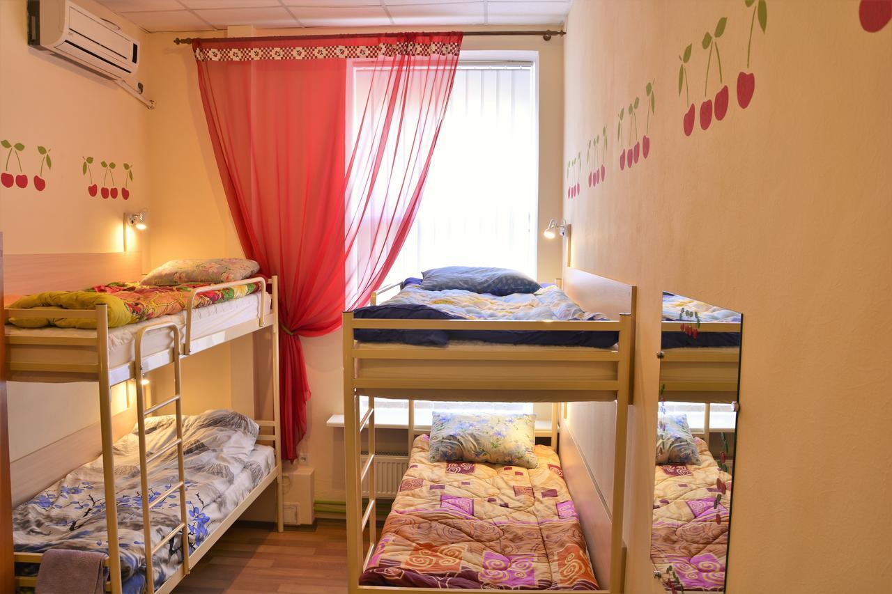 Vishnya Hostel Днепър Екстериор снимка