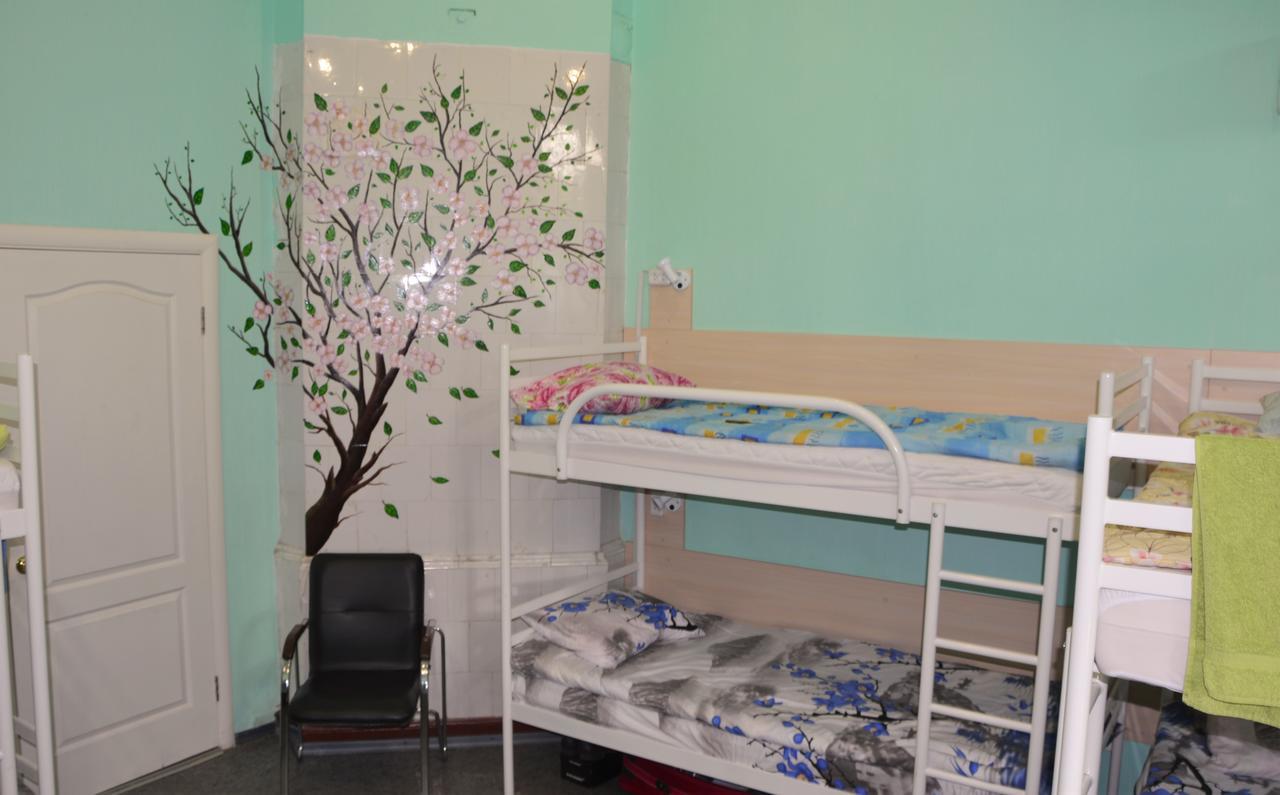 Vishnya Hostel Днепър Екстериор снимка