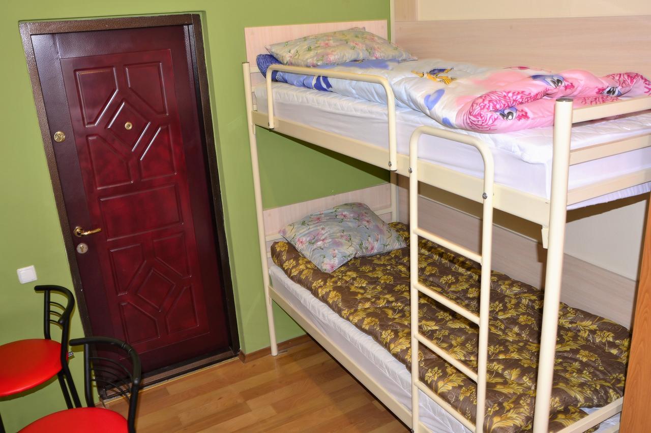 Vishnya Hostel Днепър Екстериор снимка