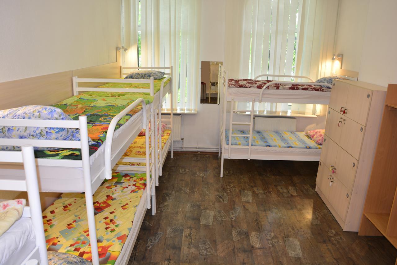 Vishnya Hostel Днепър Екстериор снимка
