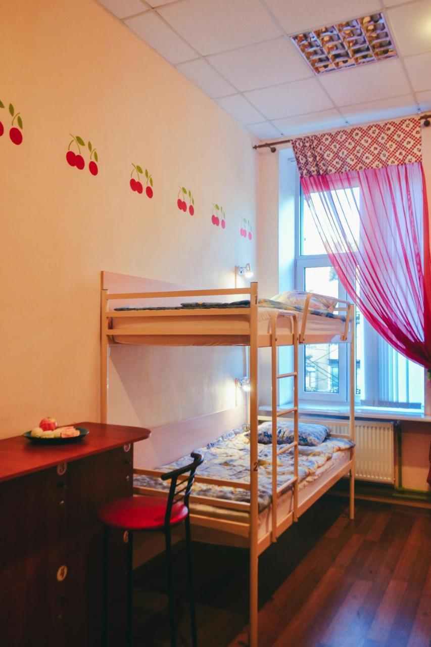 Vishnya Hostel Днепър Екстериор снимка